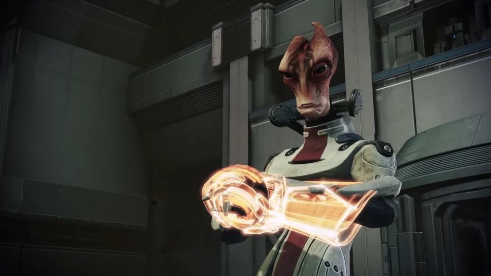 Alien fiddling with technology